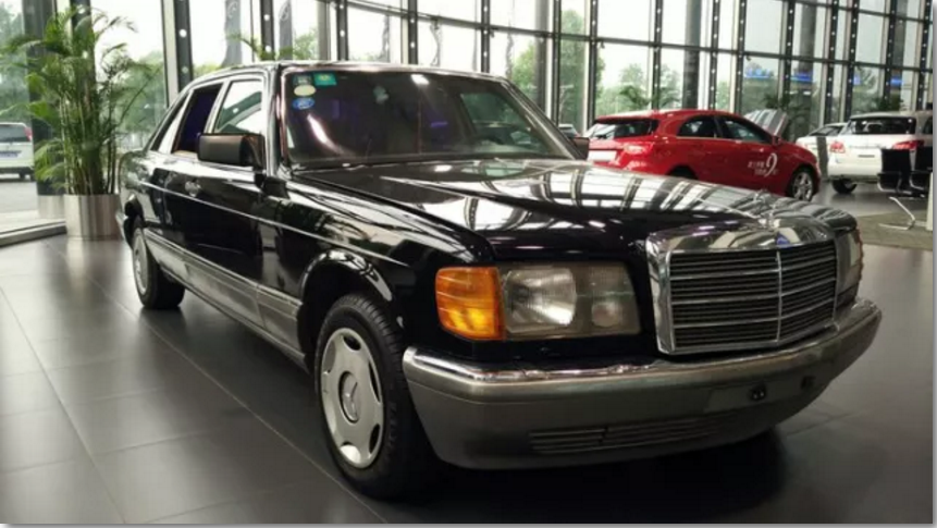 上世纪80年代末 第六代奔驰s级 开辟了奔驰轿车批量进入大陆市场之